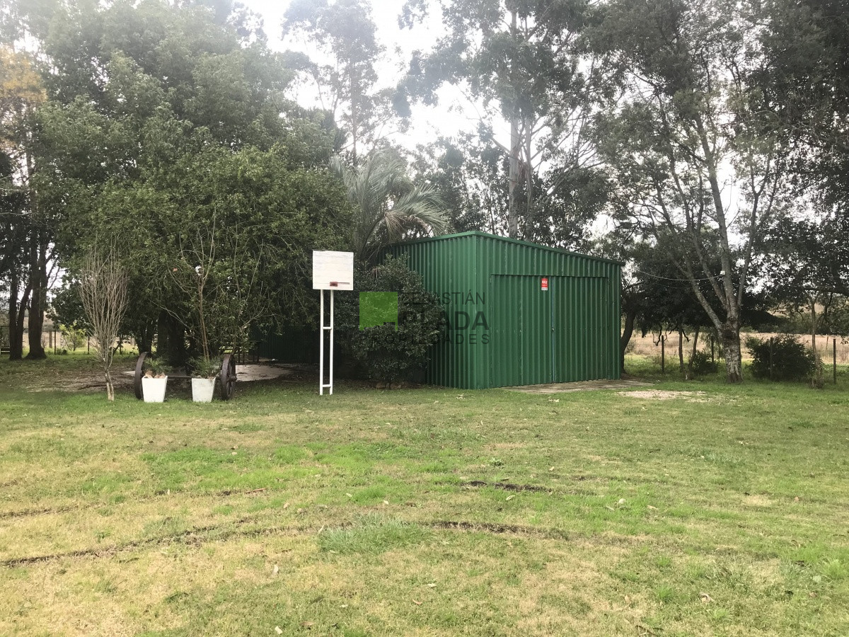 Chacra ID.176 - Chacra a 15 minutos de Punta del Este. 3 dormitorios, casita de huespedes, capacidad 10 personas