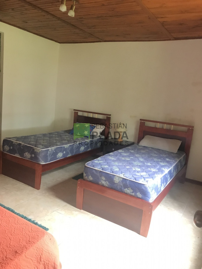 Chacra ID.176 - Chacra a 15 minutos de Punta del Este. 3 dormitorios, casita de huespedes, capacidad 10 personas