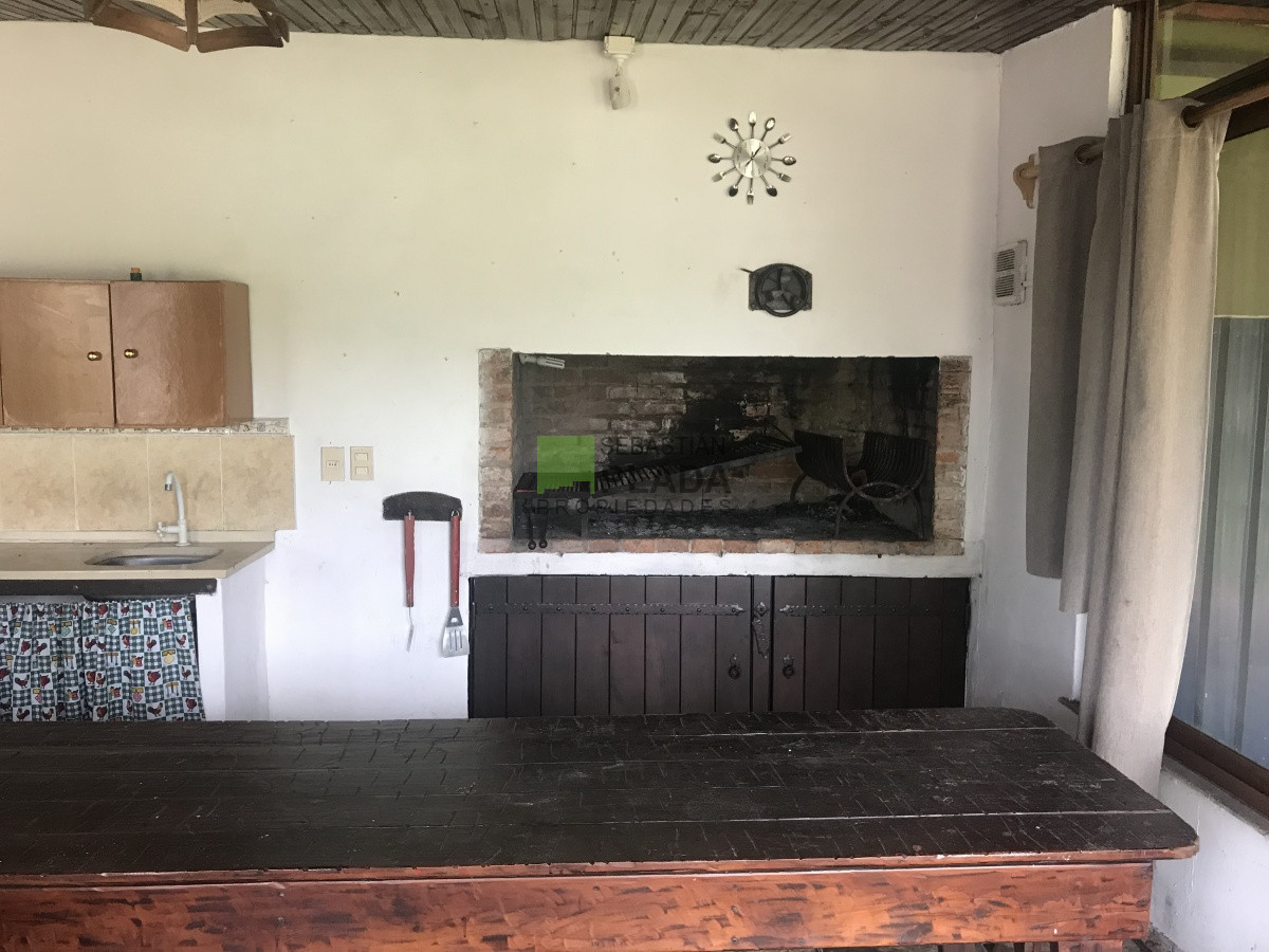 Chacra ID.176 - Chacra a 15 minutos de Punta del Este. 3 dormitorios, casita de huespedes, capacidad 10 personas