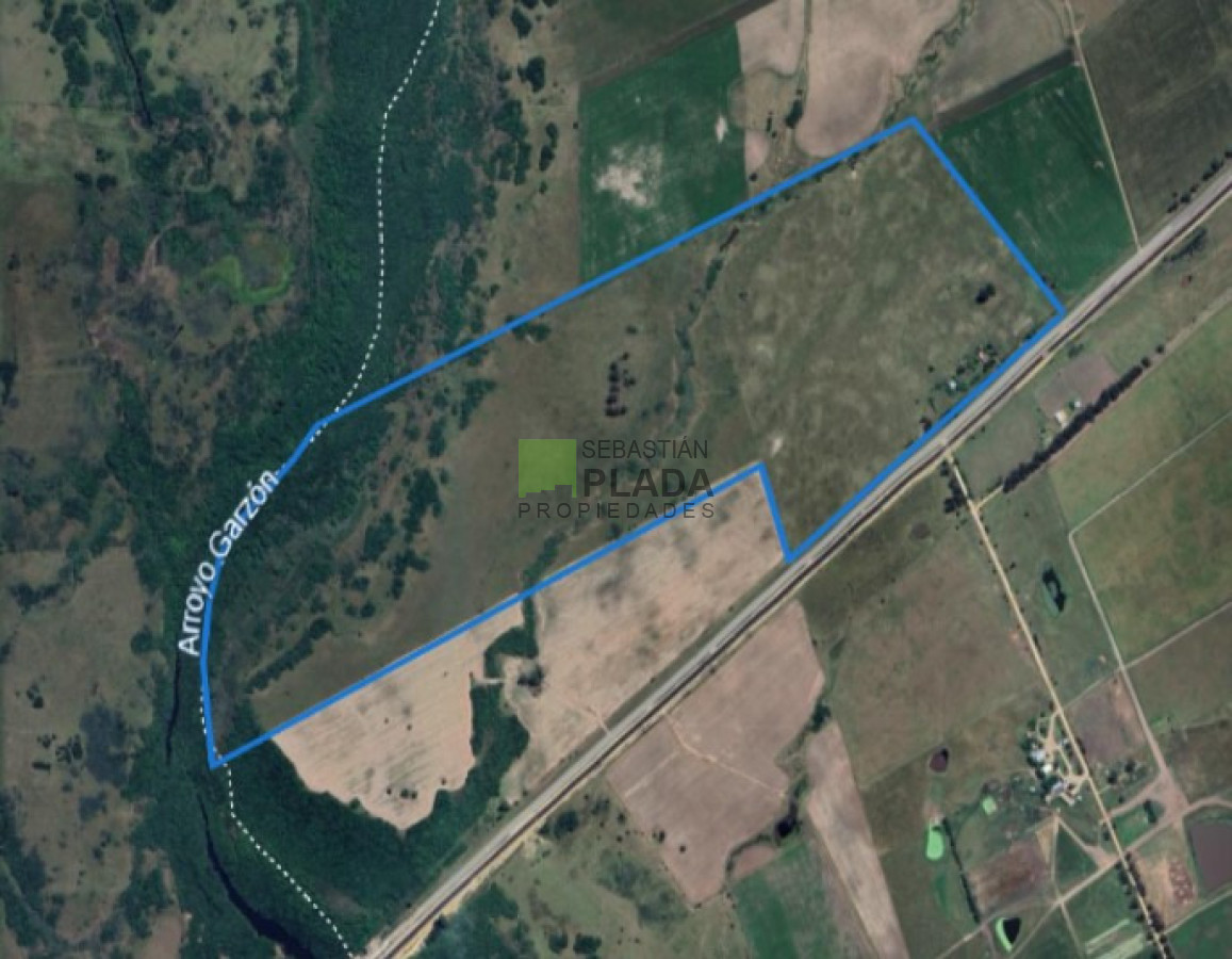 Campo Ref.1048 - Campo en Garzón con Arroyo y frenta a la Ruta 9