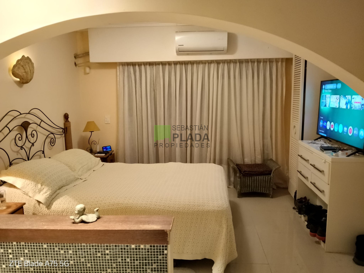 Local Comercial ID.1104 - Salón de Fiestas totalmente equipado, con Casa Habitación de 1 dormitorio en Venta en San Carlos