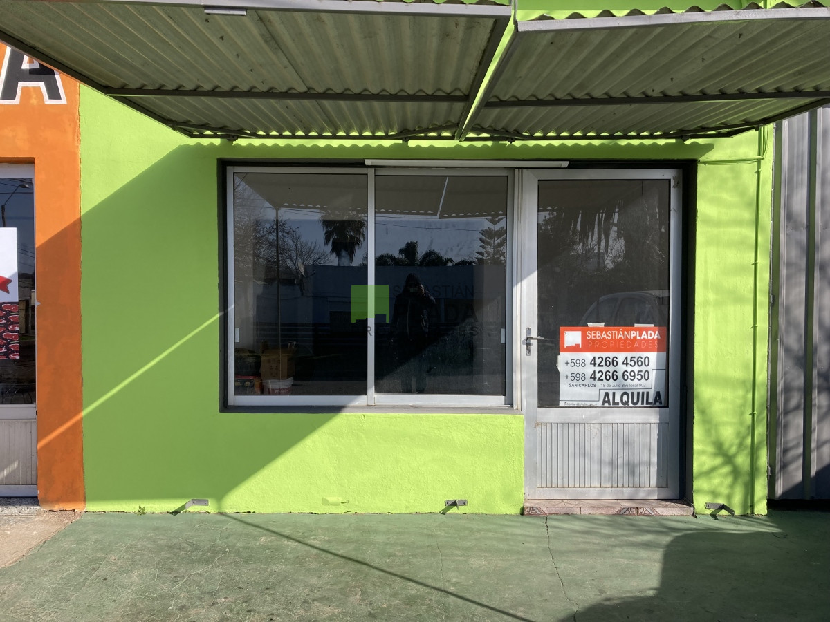 Local Comercial ID.757 - Alquilo. Local 40 m2 en esquina comercial. 