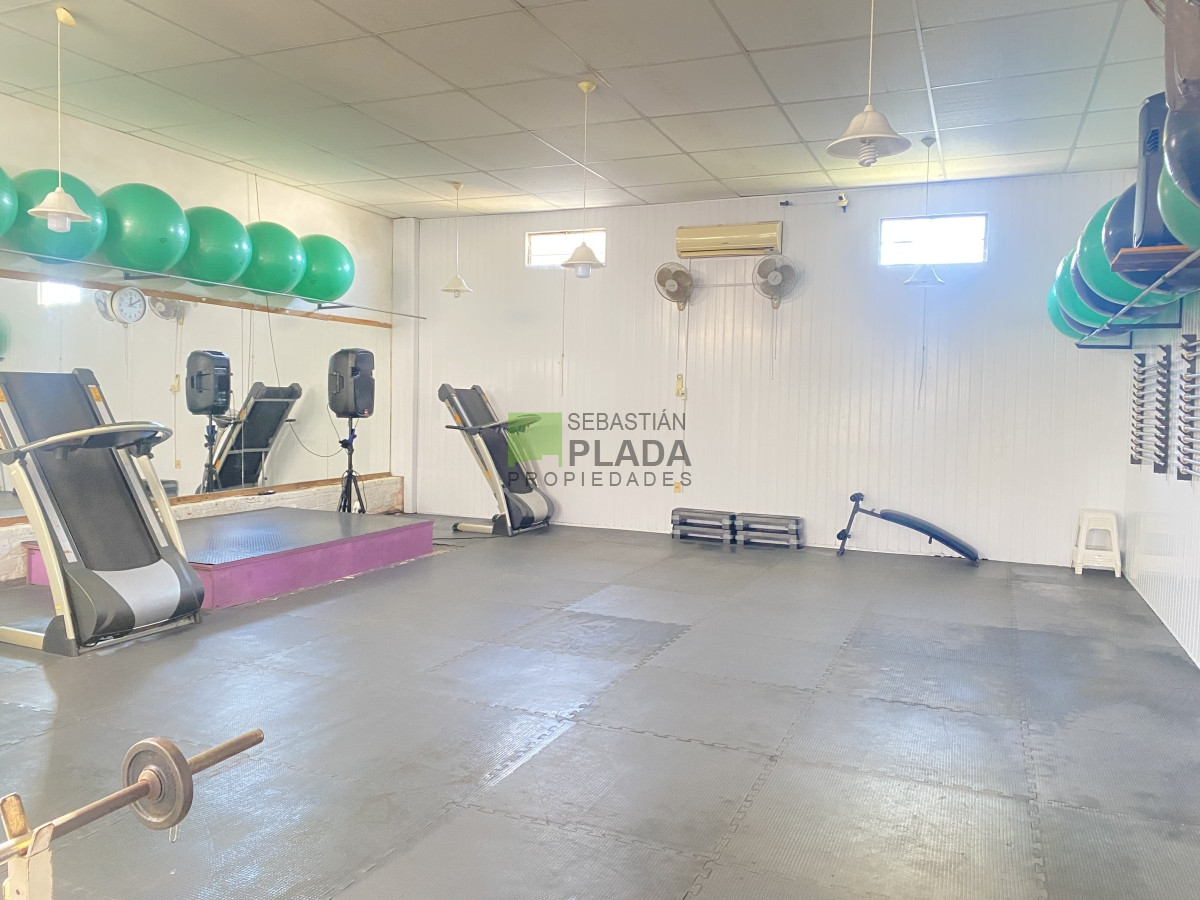 Local Comercial ID.870 - Local Comercial 119 metros en Centro de San Carlos en Venta