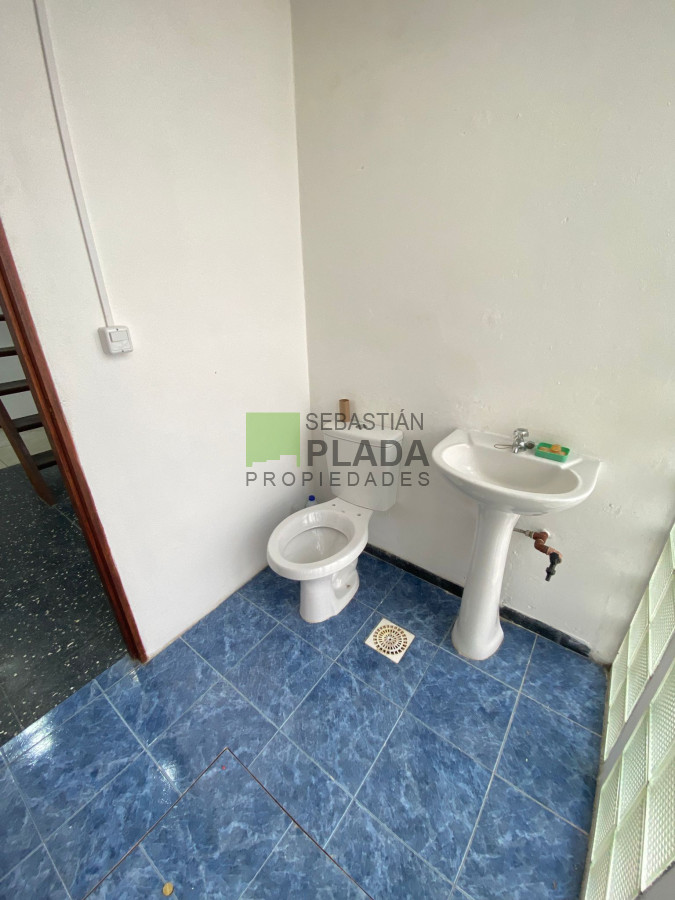 Local Comercial ID.982 - Local Céntrico en Alquiler en San Carlos
