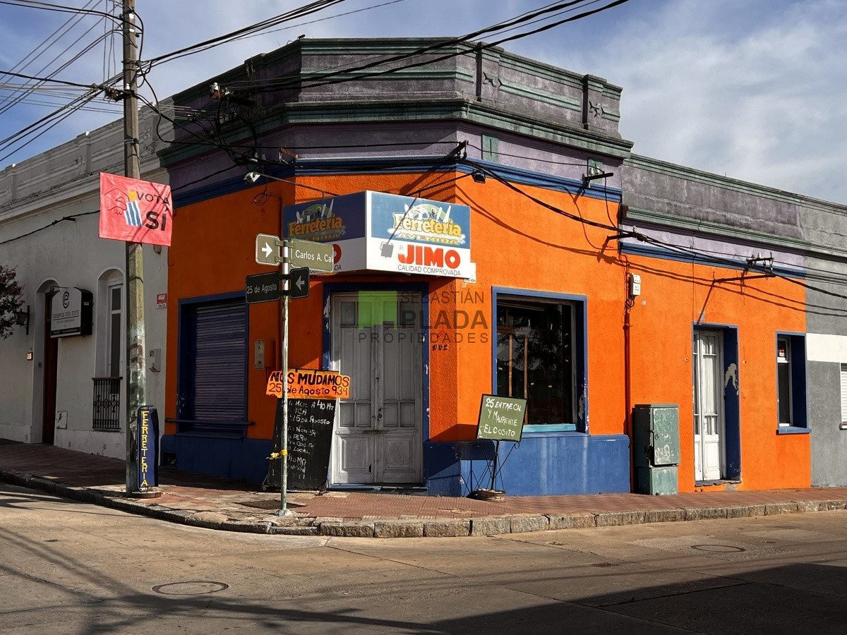 Local Comercial ID.614 - Muy buena esquina Comercial