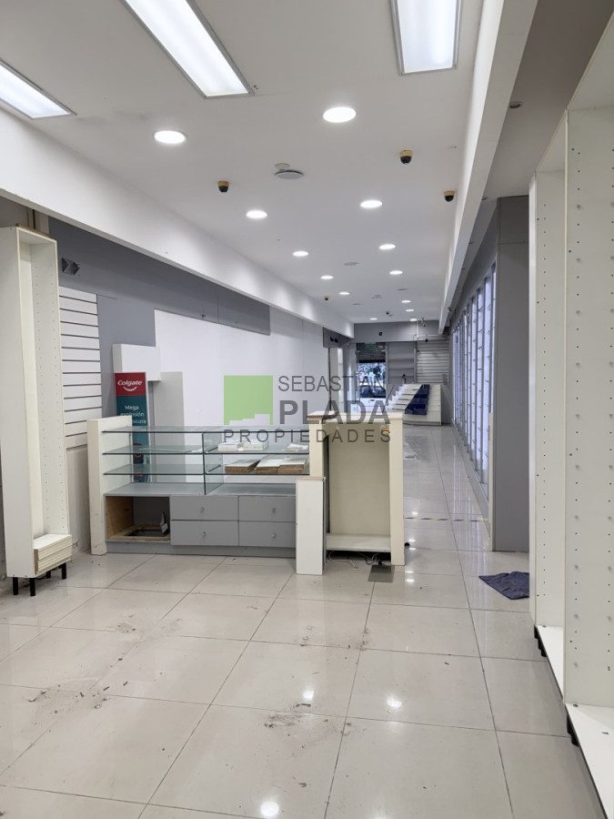 Local Comercial ID.1095 - Buen Local Comercial en el Centro de San Carlos