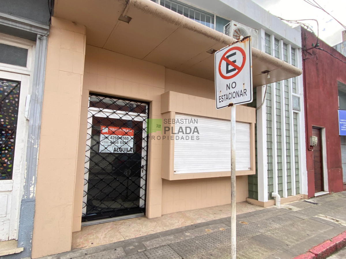Local Comercial ID.982 - Local Céntrico en Alquiler en San Carlos