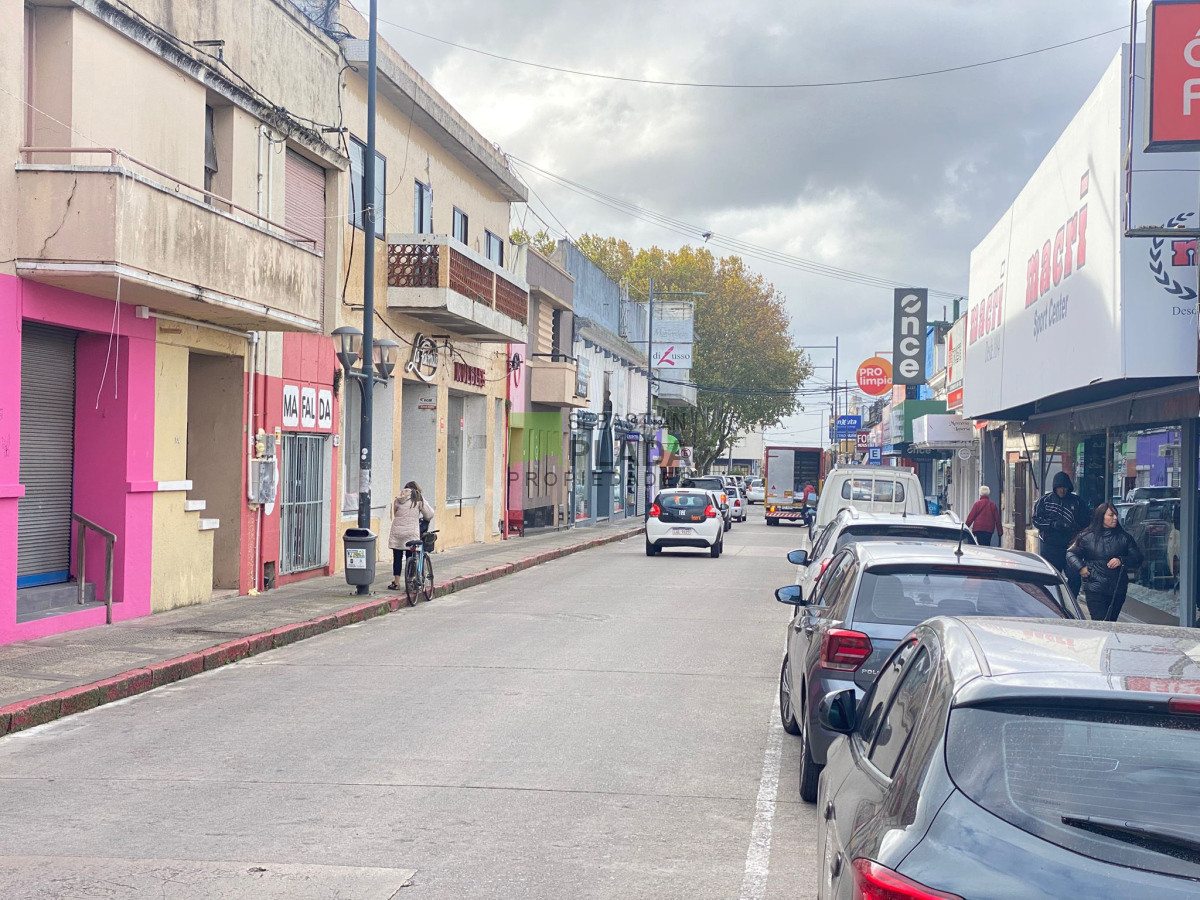 Local Comercial ID.982 - Local Céntrico en Alquiler en San Carlos