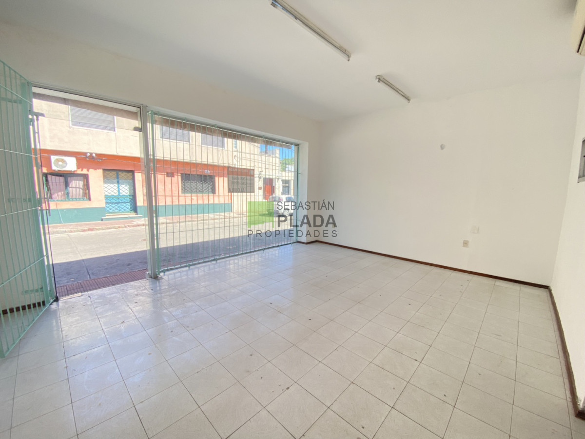 Local Comercial ID.1059 - Local Comercial en Alquiler en el Centro de San Carlos