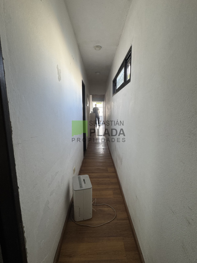 Local Comercial ID.975 - Local Centrico sobre 25 de Agosto