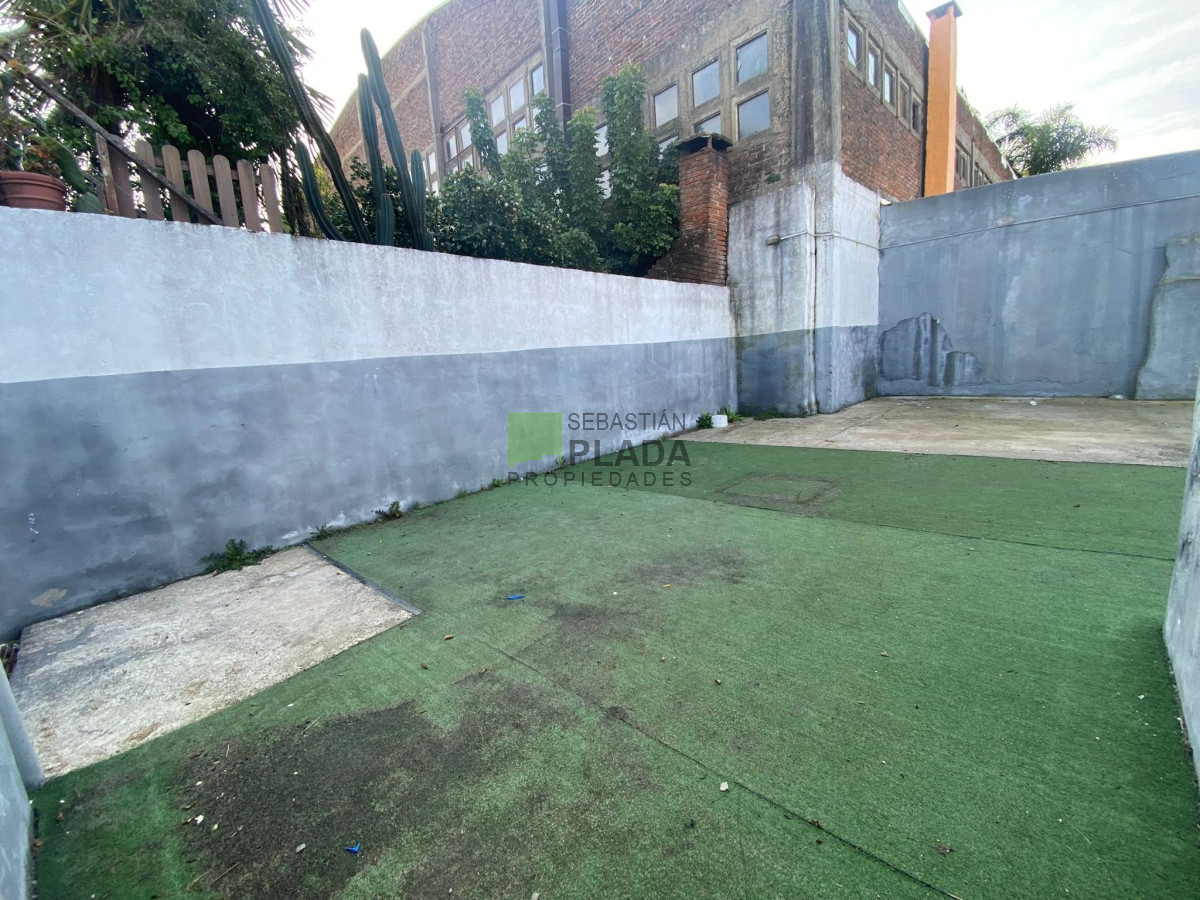 Local Comercial ID.177 - Local Comercial en pleno Centro de San Carlos en Venta
