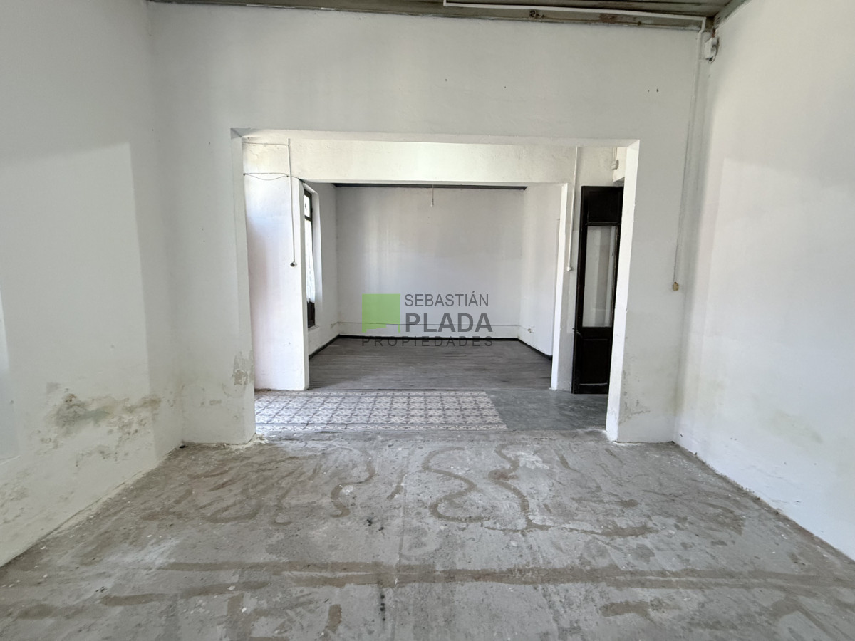 Local Comercial ID.1060 - Local Colonial en el Centro de San Carlos