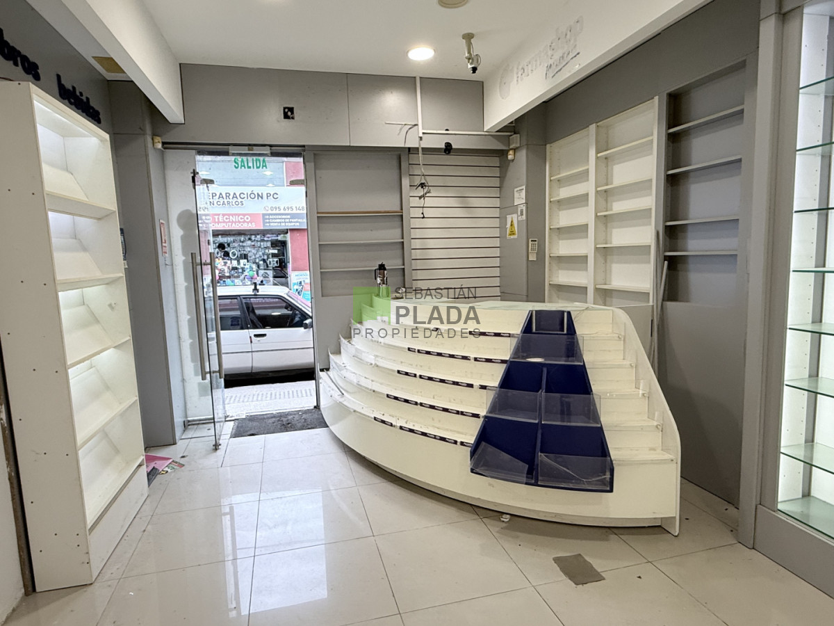Local Comercial ID.1095 - Buen Local Comercial en el Centro de San Carlos
