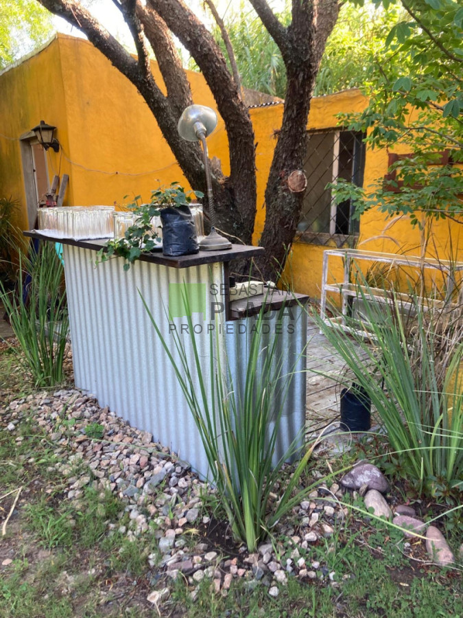 Local Comercial ID.1104 - Salón de Fiestas totalmente equipado, con Casa Habitación de 1 dormitorio en Venta en San Carlos