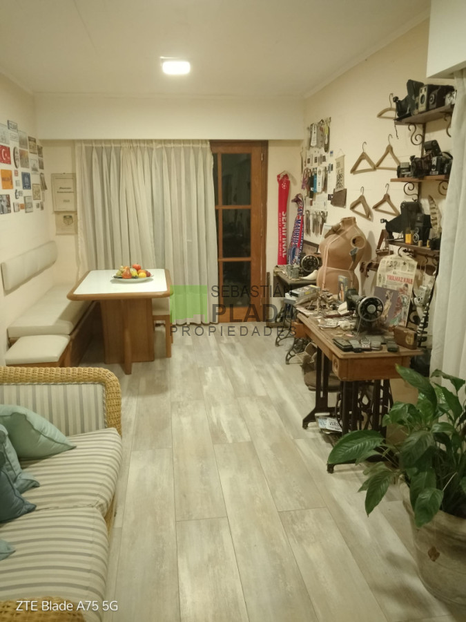 Local Comercial ID.1104 - Salón de Fiestas totalmente equipado, con Casa Habitación de 1 dormitorio en Venta en San Carlos