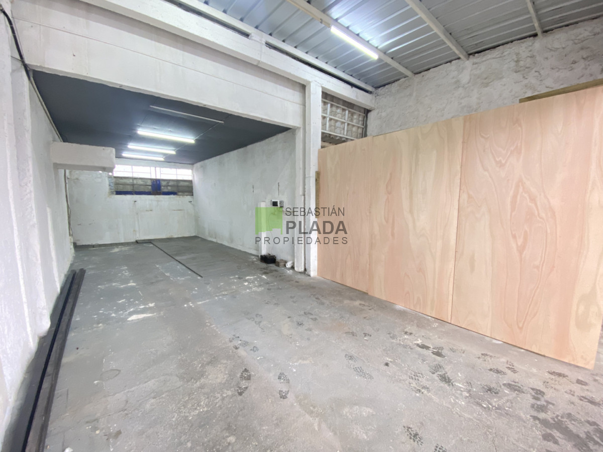Local Comercial ID.416 - Local con Galpón en Alquiler en San Carlos
