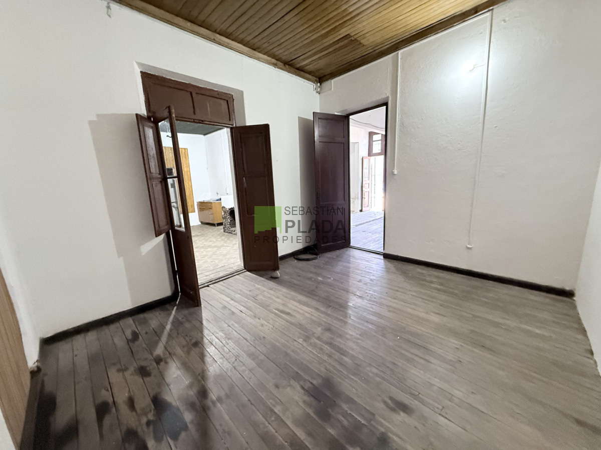 Local Comercial ID.1060 - Local Colonial en el Centro de San Carlos