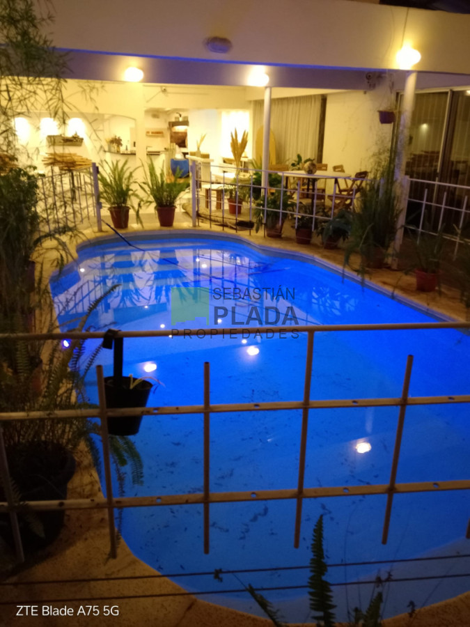 Local Comercial ID.1104 - Salón de Fiestas totalmente equipado, con Casa Habitación de 1 dormitorio en Venta en San Carlos