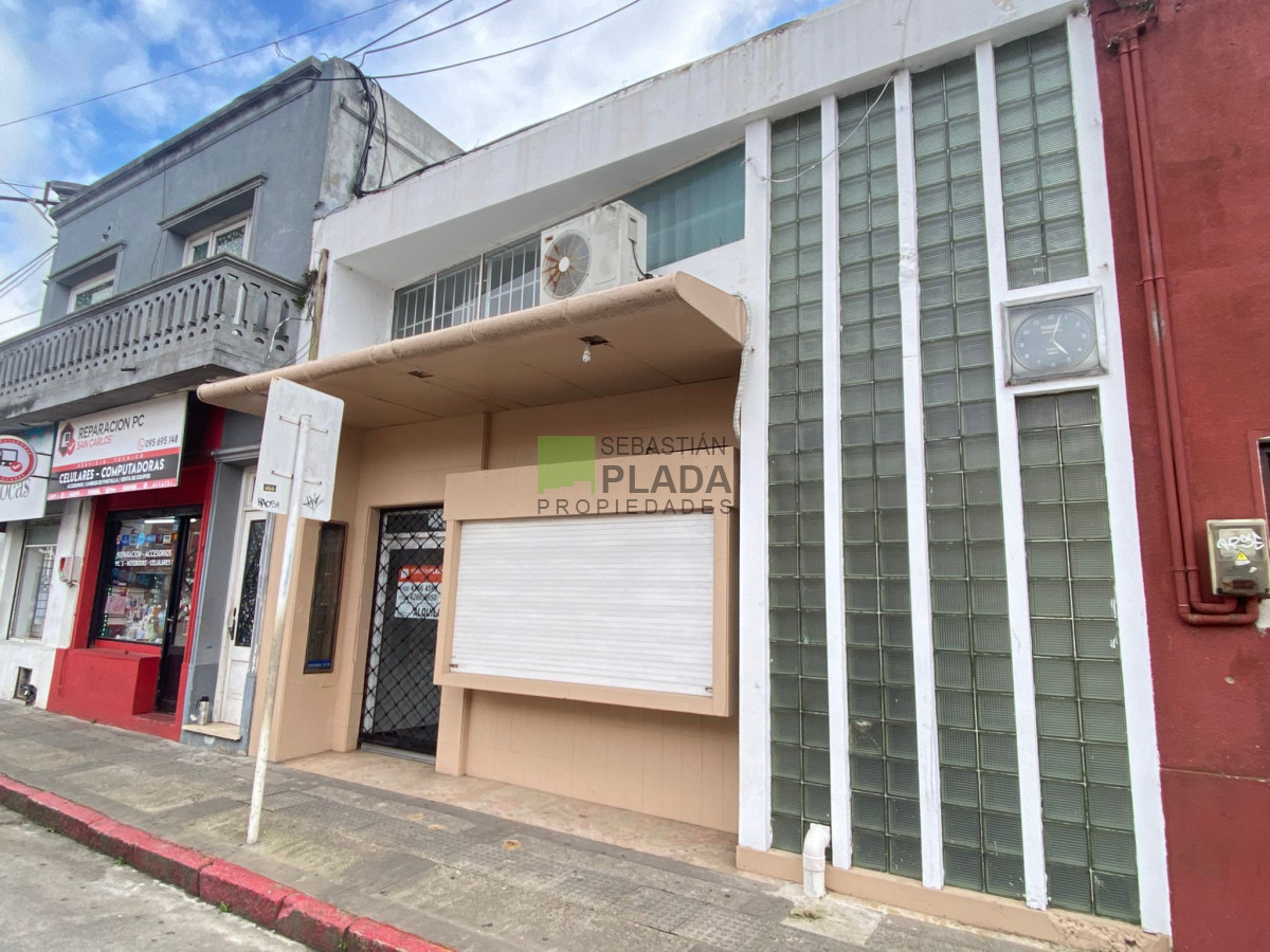 Local Comercial ID.982 - Local Céntrico en Alquiler en San Carlos