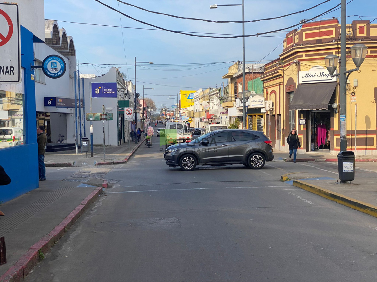 Local Comercial ID.177 - Local Comercial en pleno Centro de San Carlos en Venta