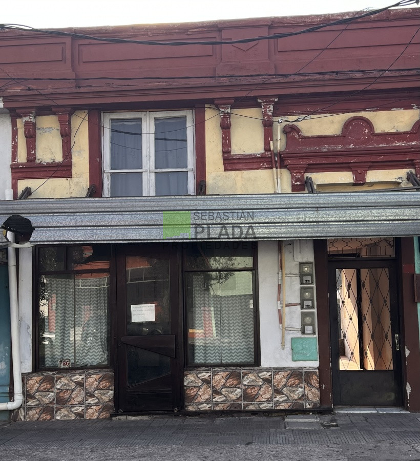 Local Comercial ID.709 - Local con vivienda frente a CODESA