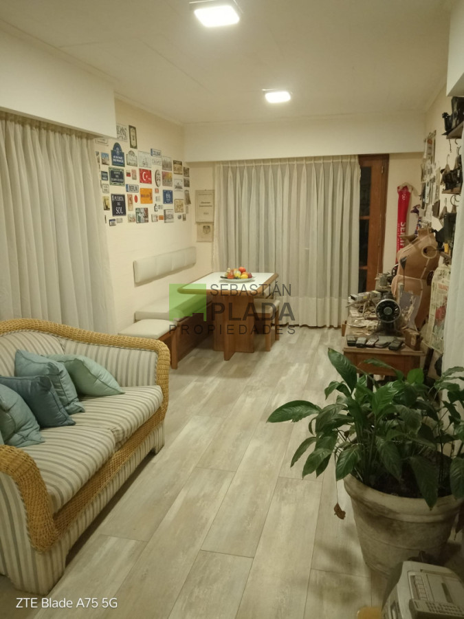 Local Comercial ID.1104 - Salón de Fiestas totalmente equipado, con Casa Habitación de 1 dormitorio en Venta en San Carlos