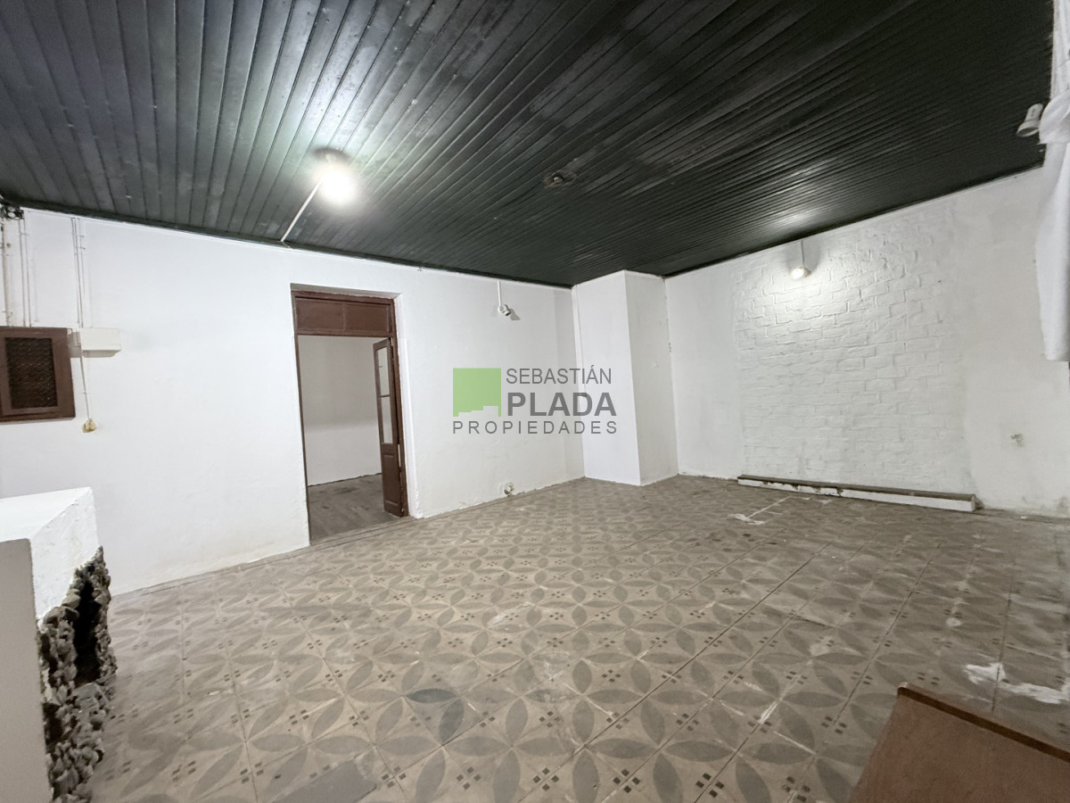 Local Comercial ID.1060 - Local Colonial en el Centro de San Carlos