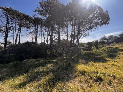 terreno a 2 cuadras de la playa en el balneario buenos aires - pld352t
