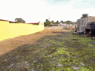 buen lote de 418 metros cuadrados, con agua y saneamiento. - pld638t