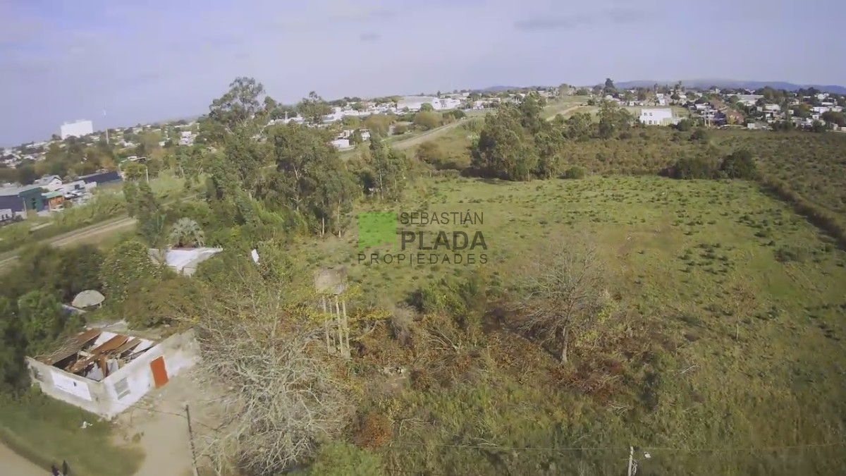 Terreno ID.1026 - Lote de 3000 m2 muy burn frente sobre calle asfaltada.