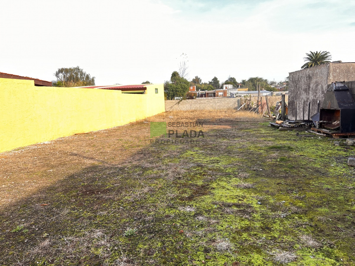Terreno ID.638 - Buen Lote de 418 metros cuadrados, con agua y saneamiento.