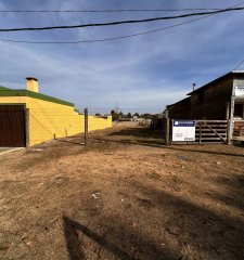 Buen Lote de 418 metros cuadrados, con agua y saneamiento.