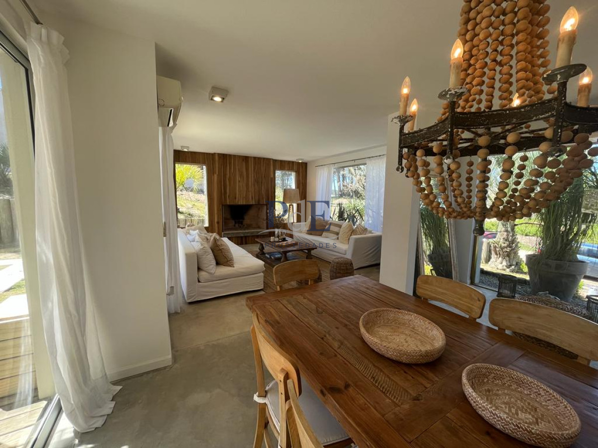 Atractiva casa en Pinar del Faro, José Ignacio. - Imagen 1