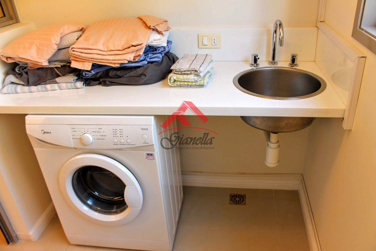 Apartamento ID.1498 - Apartamento en Playa Brava, Punta del Este.