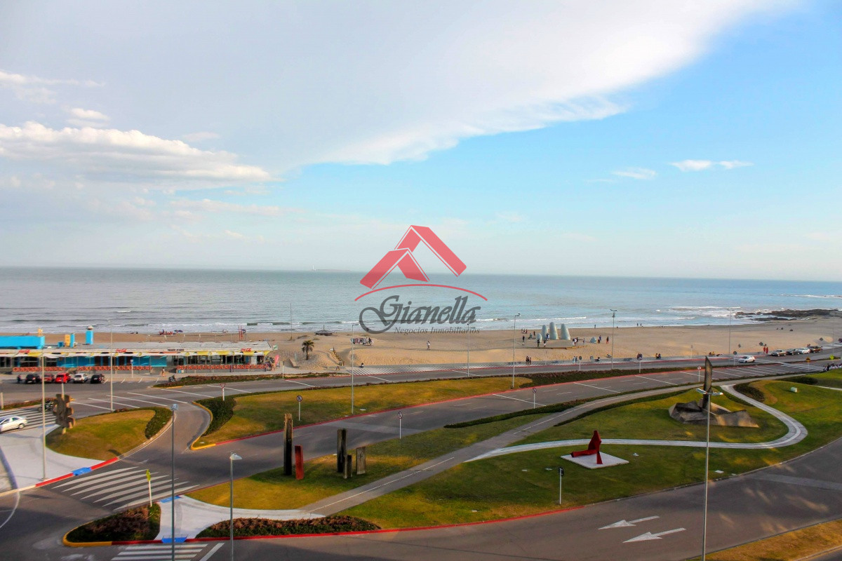 Apartamento ID.1498 - Apartamento en Playa Brava, Punta del Este.