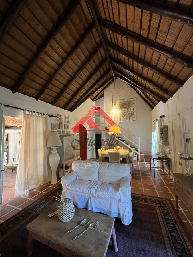 Casa ID.2104 - Excelente casa ubicada en Pinares