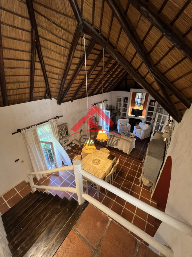 Casa ID.2104 - Excelente casa ubicada en Pinares