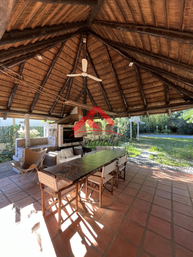 Casa ID.2104 - Excelente casa ubicada en Pinares