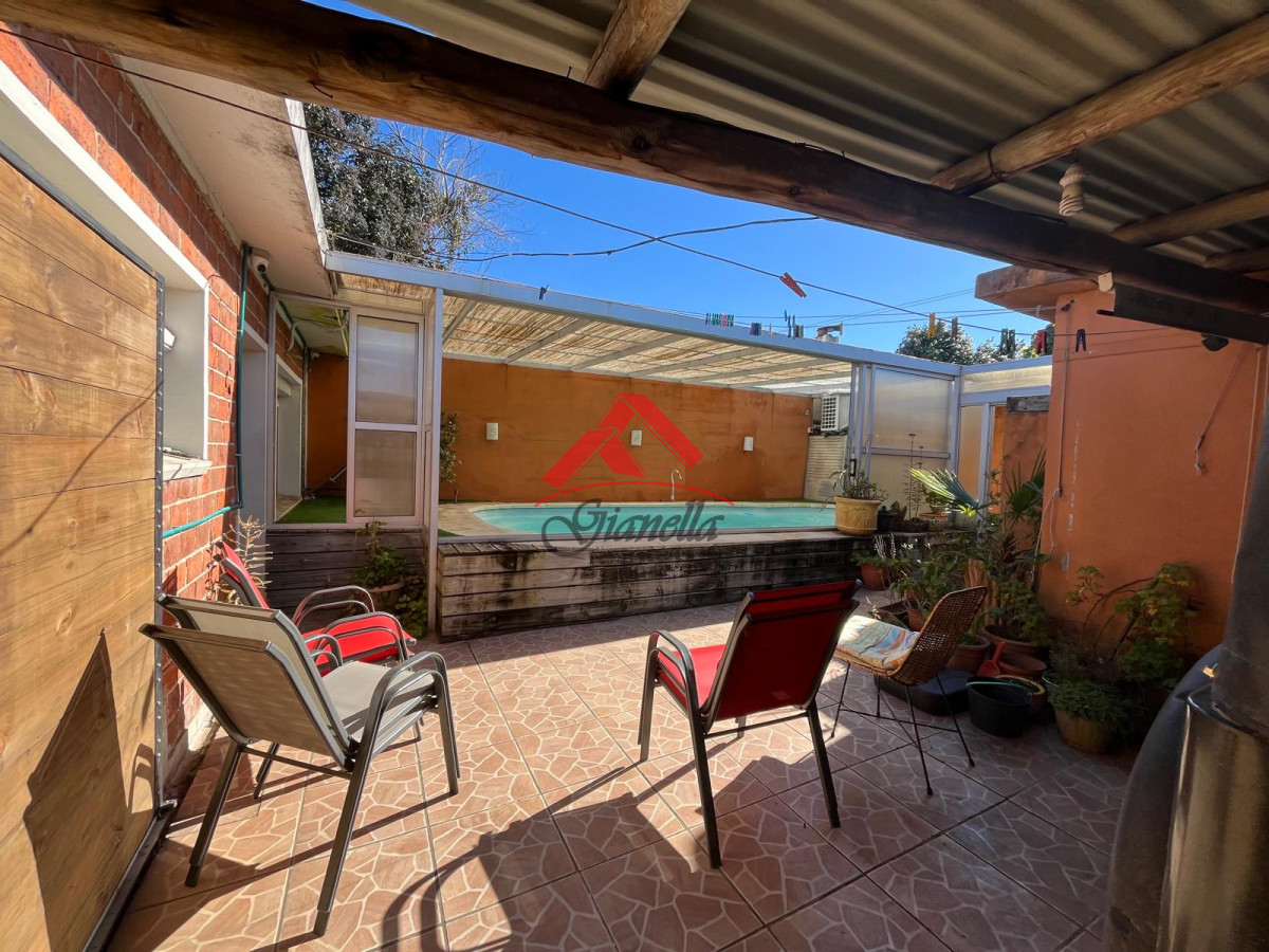 Casa ID.1993 - Casa en venta, San Carlos.