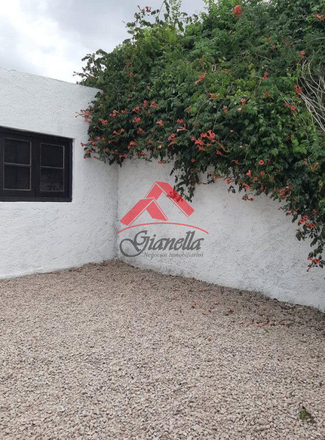 Casa ID.1997 - Casa en venta, San Carlos