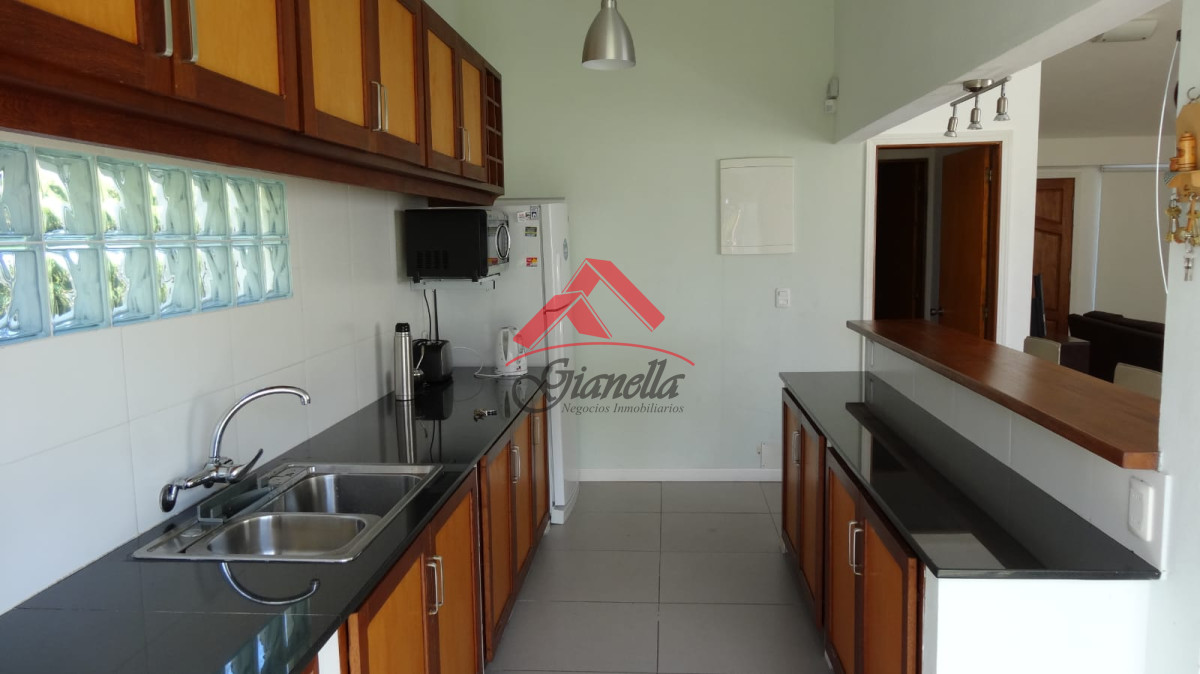 Casa ID.1138 - Jardines de Córdoba, Punta del Este.