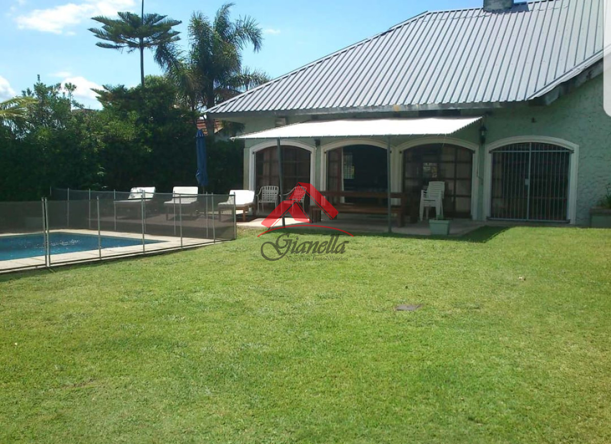 Casa ID.1138 - Jardines de Córdoba, Punta del Este.