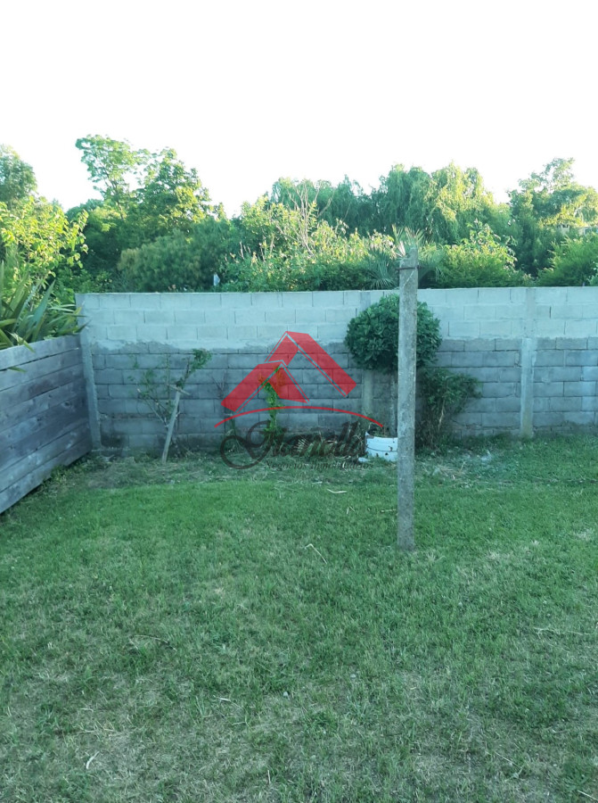 Casa ID.2147 - Impecable casa en venta en San Carlos