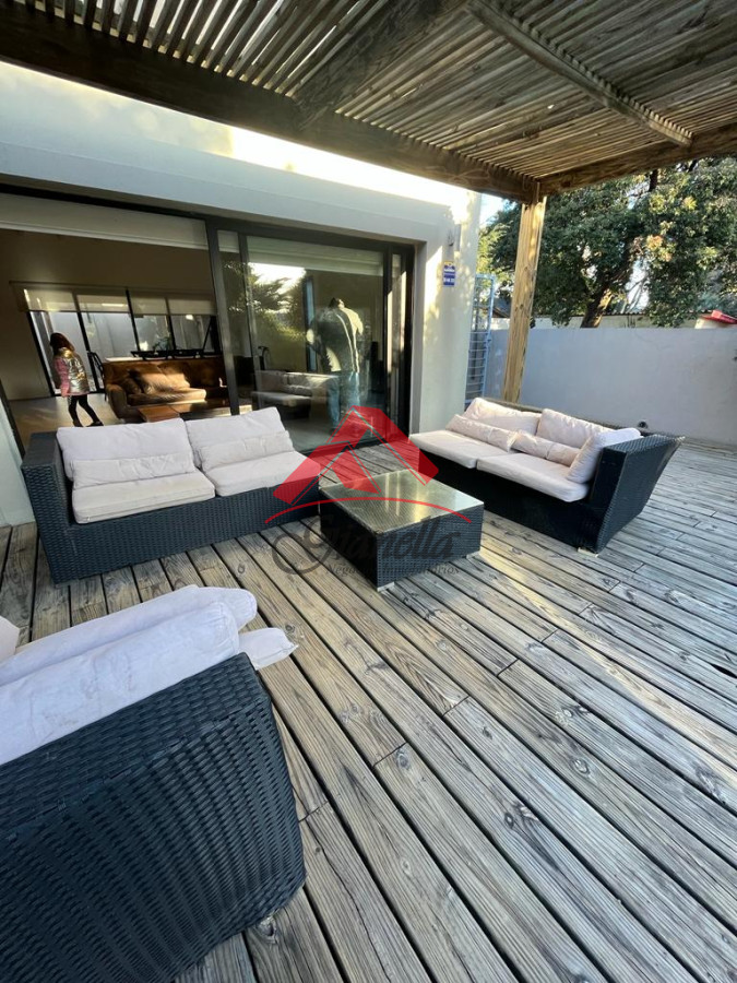 Casa ID.1813 - Alquiler mensual en Punta del este.