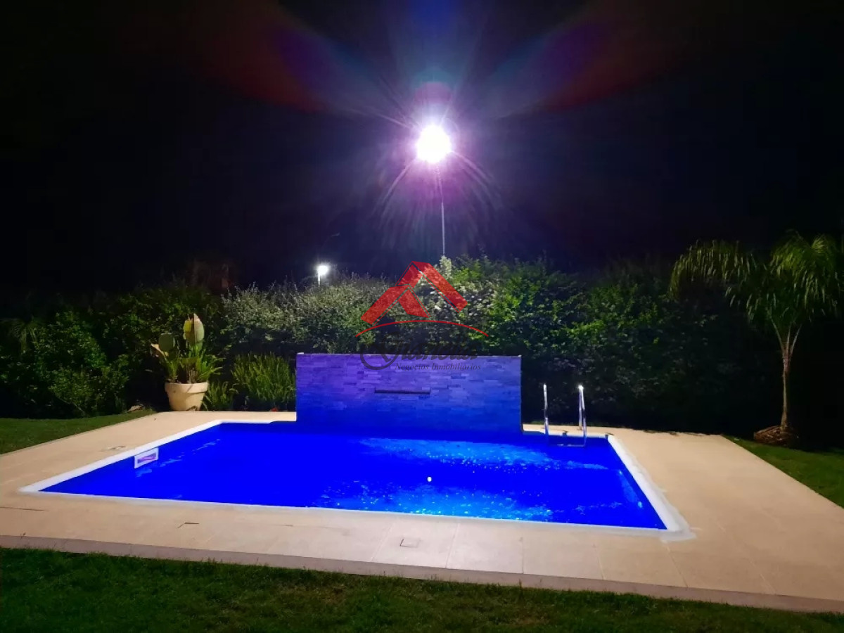 Casa ID.1871 - Casa en Jardines de Córdoba, Punta del Este