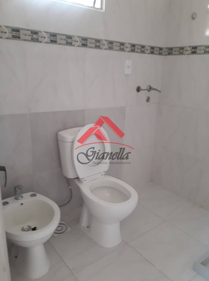 Casa ID.1831 - Casa en el centro de San Carlos