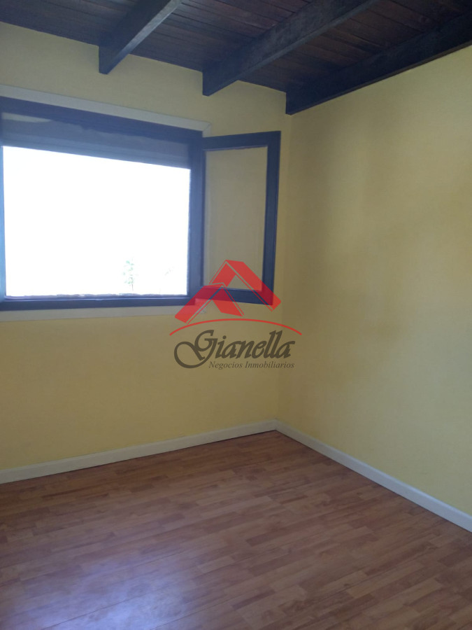 Casa ID.1999 - Casa en venta, San Carlos