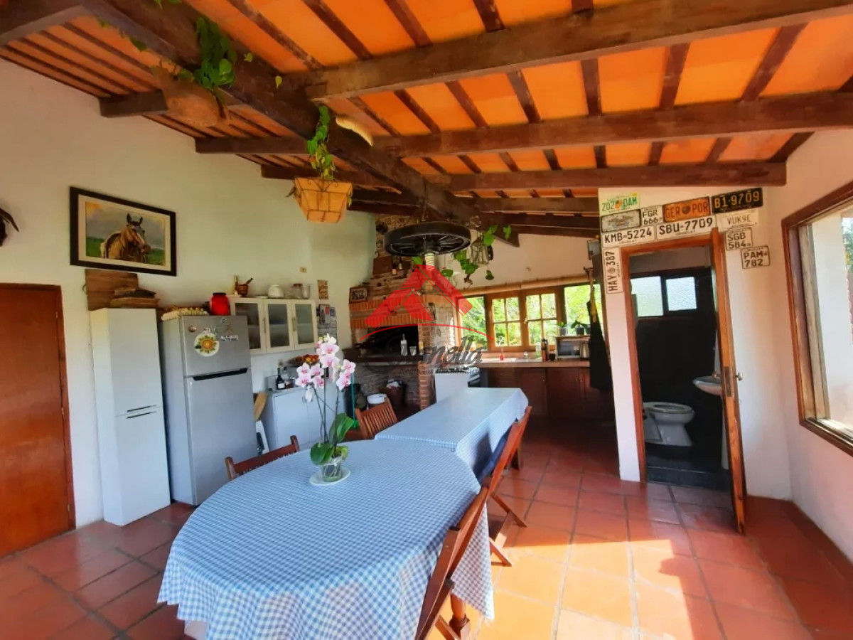 Casa ID.1871 - Casa en Jardines de Córdoba, Punta del Este