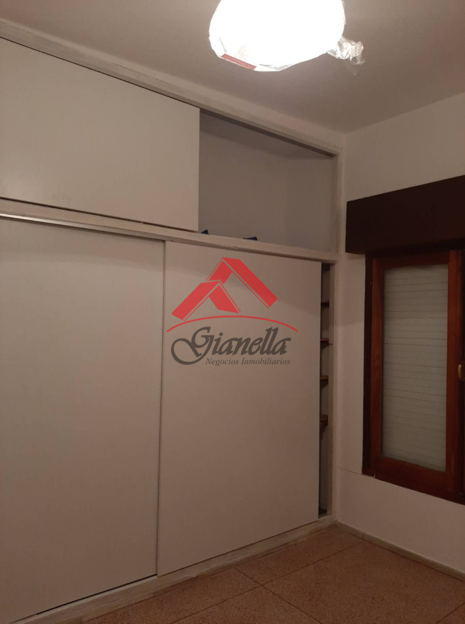 Casa ID.2147 - Impecable casa en venta en San Carlos