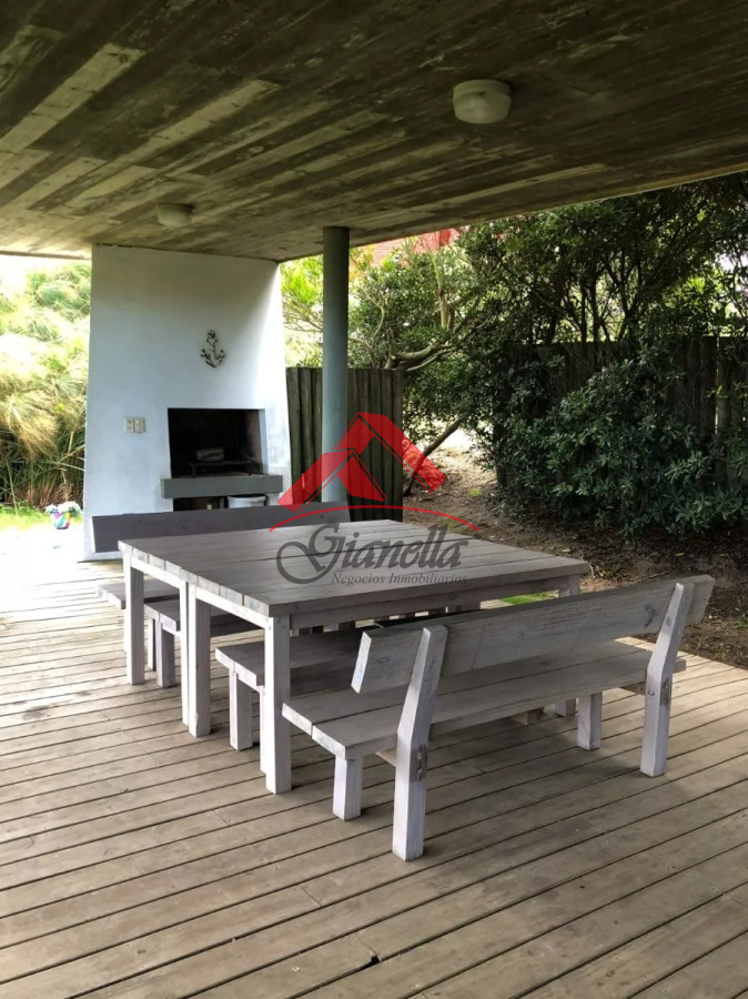 Casa ID.1135 - El Chorro, Manantiales.